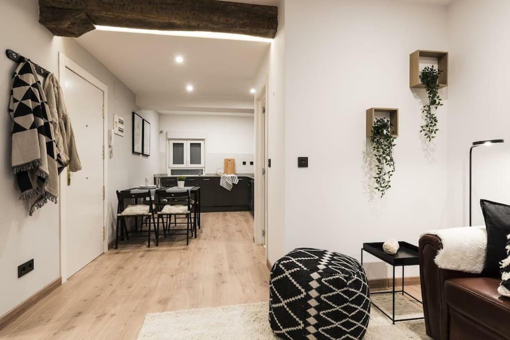 Cantalojas By Staynnapartments Bilbao Eksteriør billede